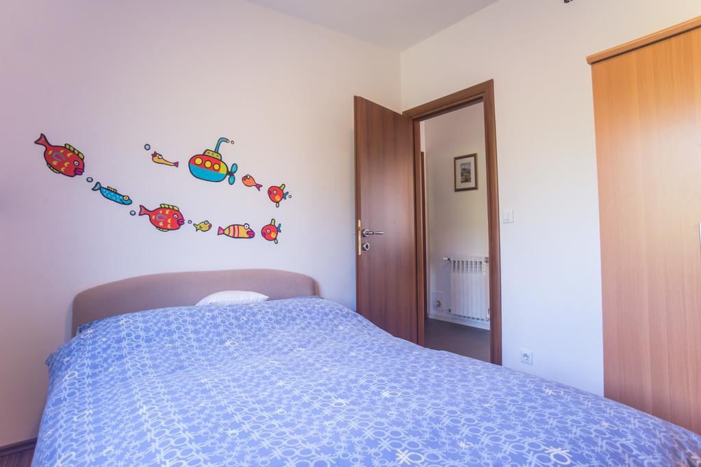 Apartment Galjanic Buzdohanj الغرفة الصورة